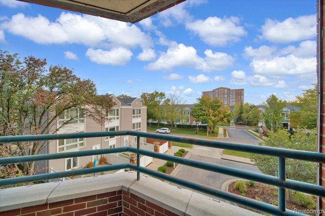 3320 Spinnaker Lane 3A, Detroit, MI 48207