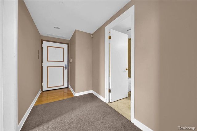 3320 Spinnaker Lane 3A, Detroit, MI 48207