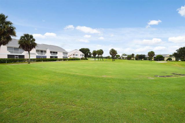 101 Muirfield Court 101-f, Jupiter, FL 33458