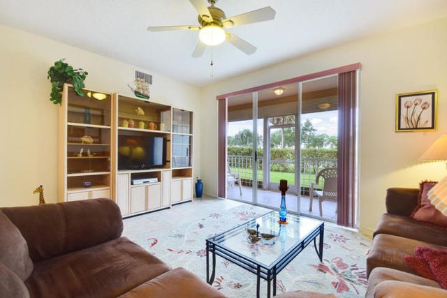 101 Muirfield Court 101-f, Jupiter, FL 33458
