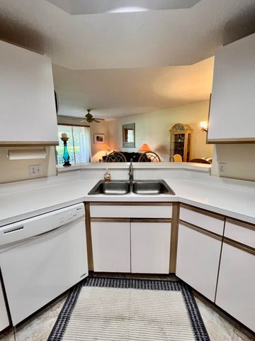 101 Muirfield Court 101-f, Jupiter, FL 33458