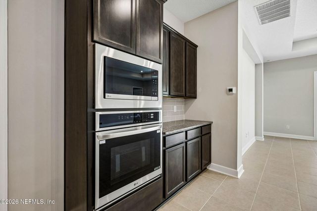 14637 KATIE COVE Drive 0030, Jacksonville, FL 32226