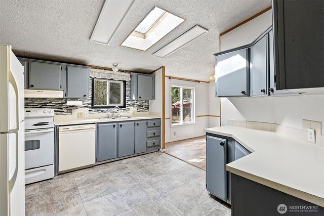 6044 SW Old Clifton Road, Port Orchard, WA 98367