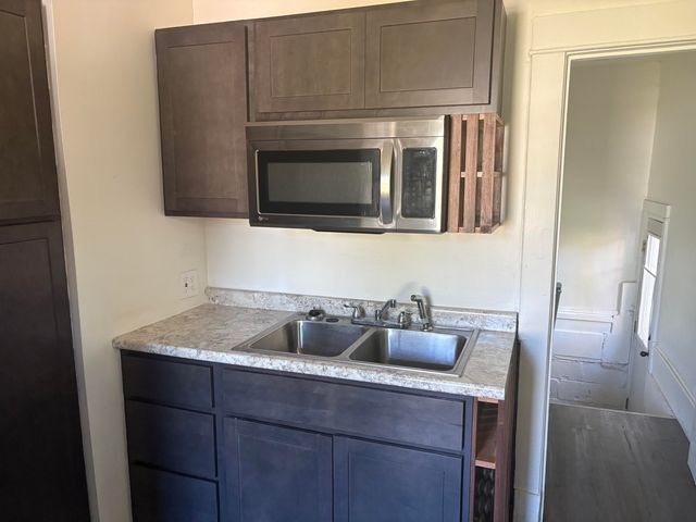 1505 7th Street, Muskegon, MI 49441