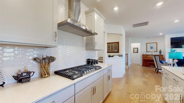 2023 Waxhaw Crossing Drive 245, Waxhaw, NC 28173