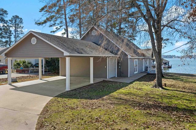 1048 CR 184, Carthage, TX 75633