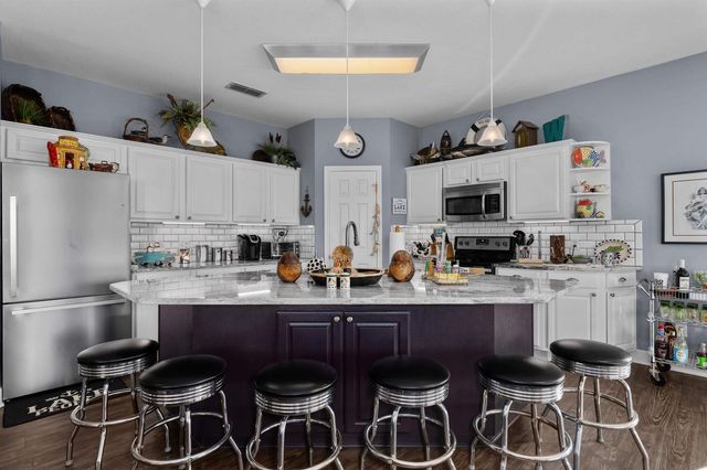 1048 CR 184, Carthage, TX 75633