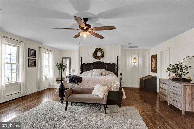 520 SUNDAY RD, Lenhartsville, PA 19534