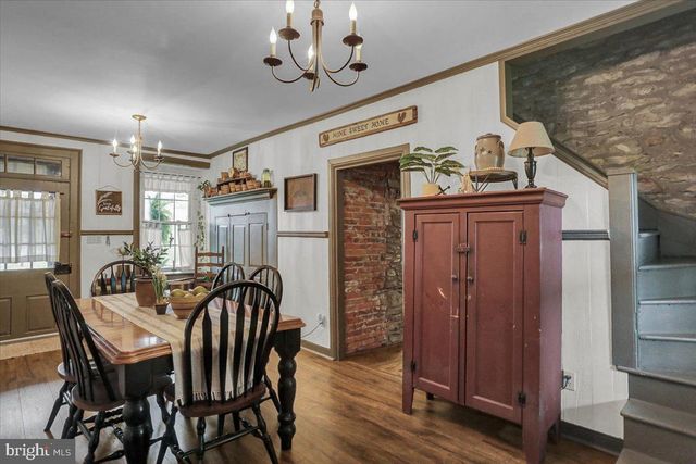 520 SUNDAY RD, Lenhartsville, PA 19534