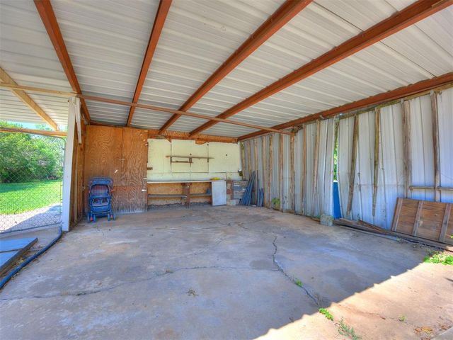 605 S Sooner Road, Del City, OK 73115