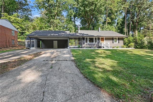 416 Woodsway Drive, Lexington, NC 27292