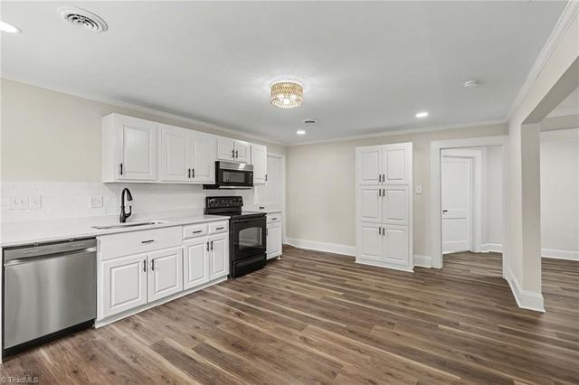 416 Woodsway Drive, Lexington, NC 27292