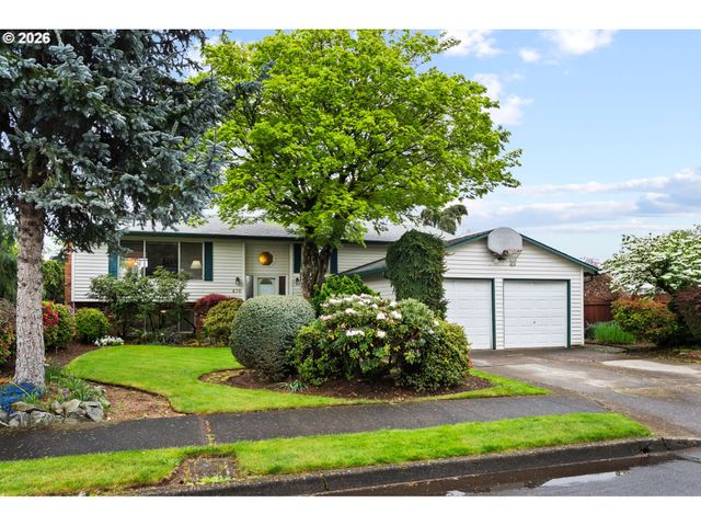 470 Nw BELLA VISTA Dr, Gresham, OR 97030