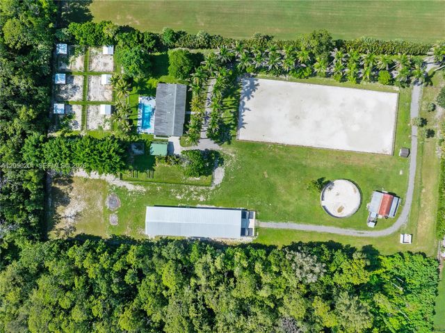 1068 D Rd, Loxahatchee, FL 33470