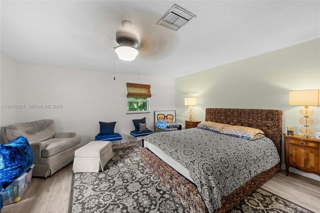 1068 D Rd, Loxahatchee, FL 33470