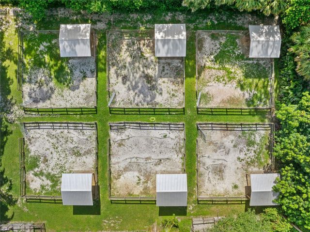 1068 D Rd, Loxahatchee, FL 33470