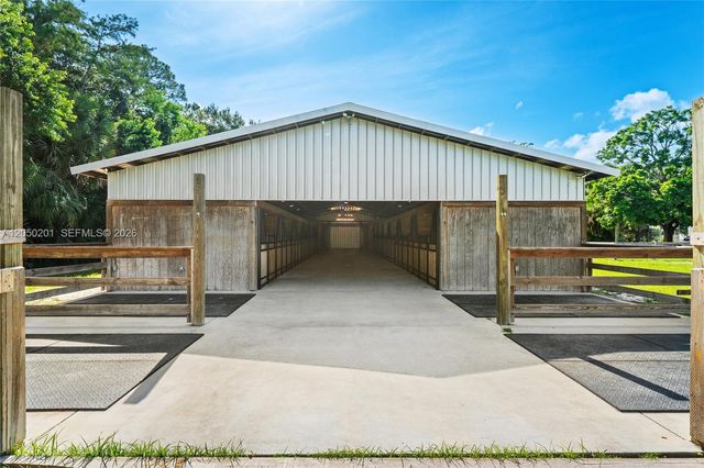 1068 D Rd, Loxahatchee, FL 33470