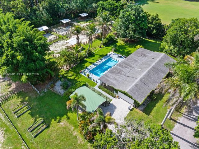 1068 D Rd, Loxahatchee, FL 33470