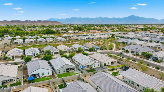 4411 W DESERT Lane, Laveen, AZ 85339