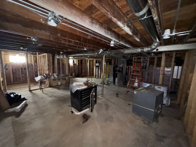 9630 S Sacramento Avenue, Evergreen Park, IL 60805