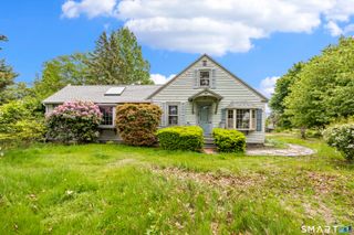 40 Uncas Road, Clinton, CT 06413