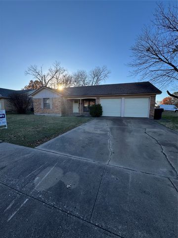 1210 Blanton Place, Sherman, TX 75092