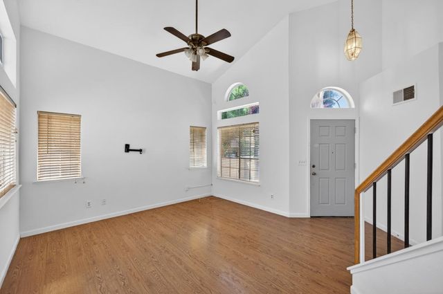 4038 Diane Dr, Antelope, CA 95843