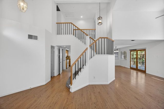4038 Diane Dr, Antelope, CA 95843
