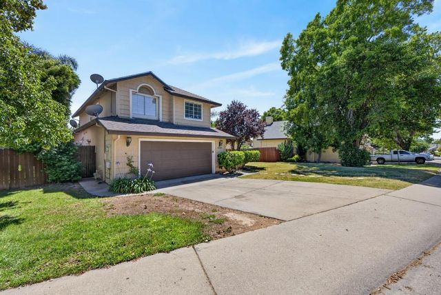 4038 Diane Dr, Antelope, CA 95843