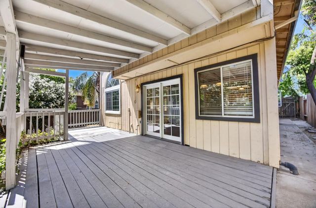 4038 Diane Dr, Antelope, CA 95843