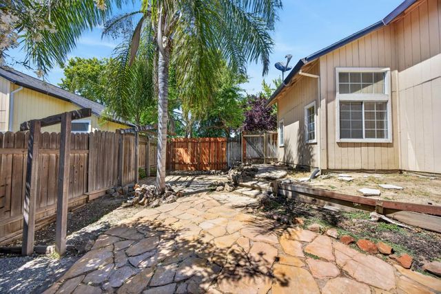 4038 Diane Dr, Antelope, CA 95843