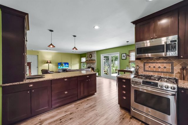 2531 Sugar Mill Drive, Sugar Land, TX 77479