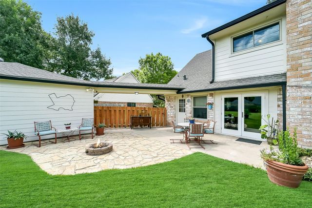 2531 Sugar Mill Drive, Sugar Land, TX 77479