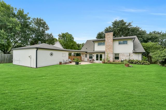 2531 Sugar Mill Drive, Sugar Land, TX 77479