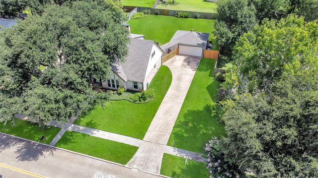 2531 Sugar Mill Drive, Sugar Land, TX 77479