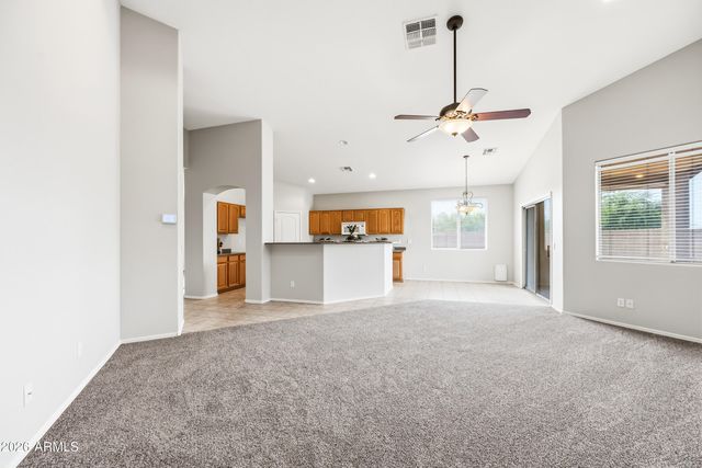 4200 E AUGUSTA Avenue, Chandler, AZ 85249