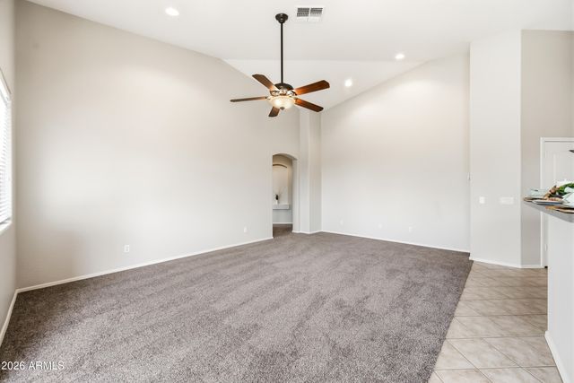 4200 E AUGUSTA Avenue, Chandler, AZ 85249