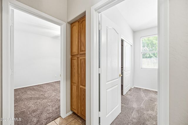 4200 E AUGUSTA Avenue, Chandler, AZ 85249