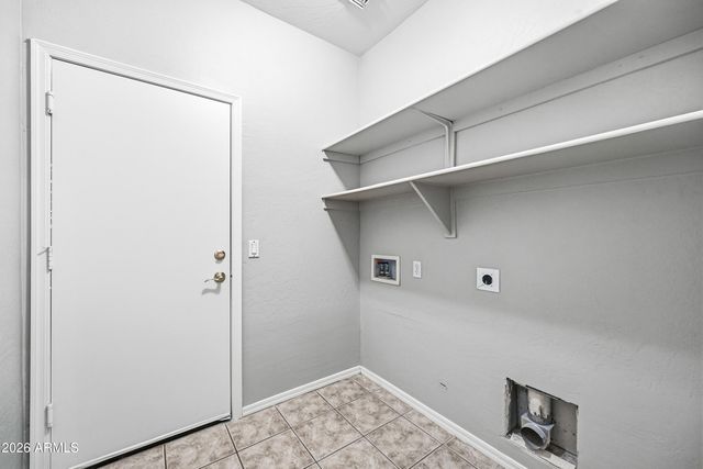 4200 E AUGUSTA Avenue, Chandler, AZ 85249