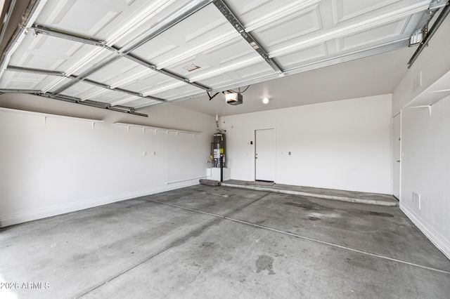 4200 E AUGUSTA Avenue, Chandler, AZ 85249