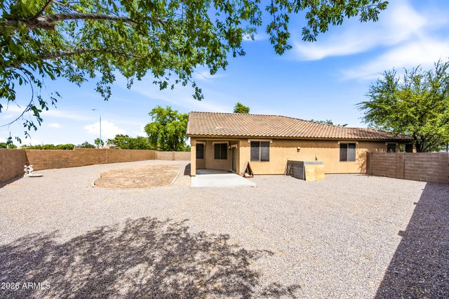 4200 E AUGUSTA Avenue, Chandler, AZ 85249