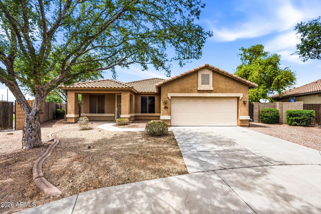 4200 E AUGUSTA Avenue, Chandler, AZ 85249
