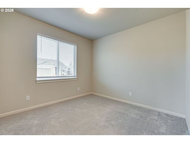 116 Ne 19TH Ave, Canby, OR 97013