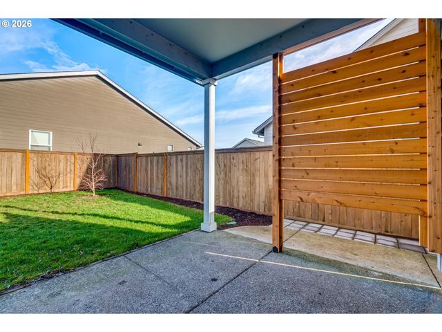 116 Ne 19TH Ave, Canby, OR 97013