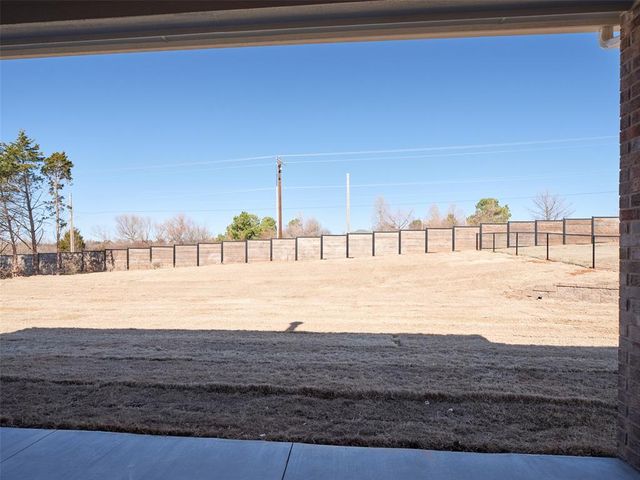 9225 SW 90th Street, Mustang, OK 73064