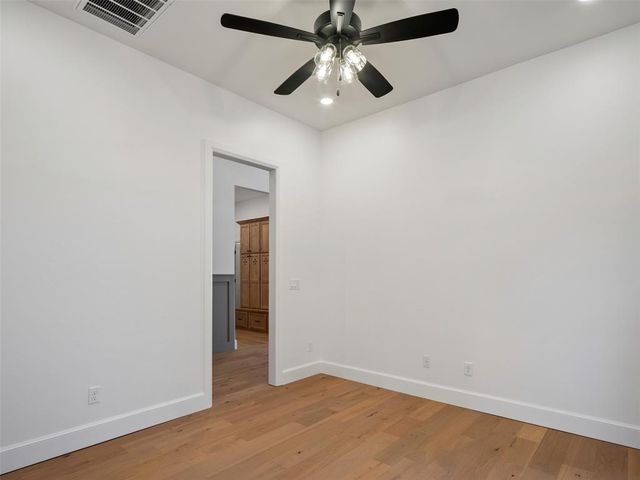 9225 SW 90th Street, Mustang, OK 73064