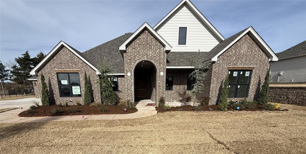 9225 SW 90th Street, Mustang, OK 73064