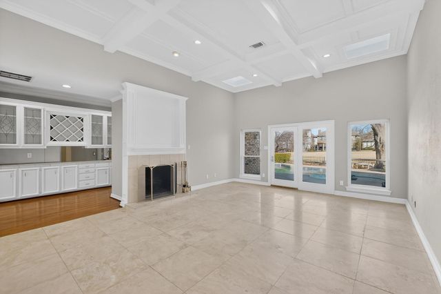 2648 Brookside Drive, Irving, TX 75063