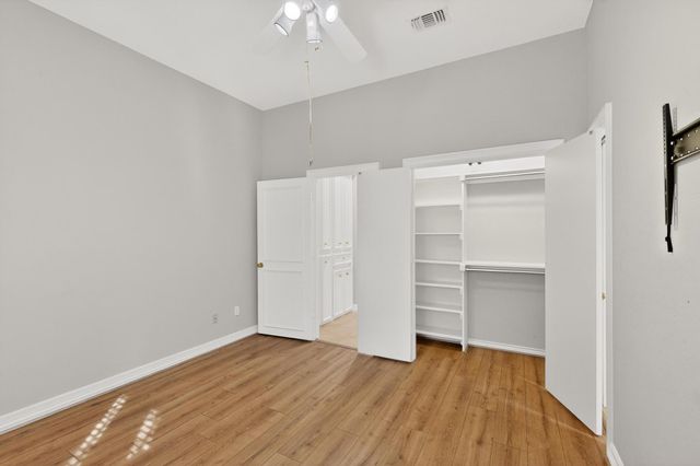 2648 Brookside Drive, Irving, TX 75063