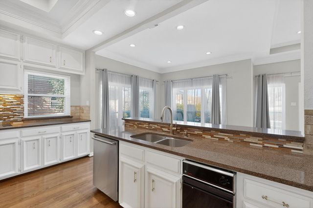 2648 Brookside Drive, Irving, TX 75063